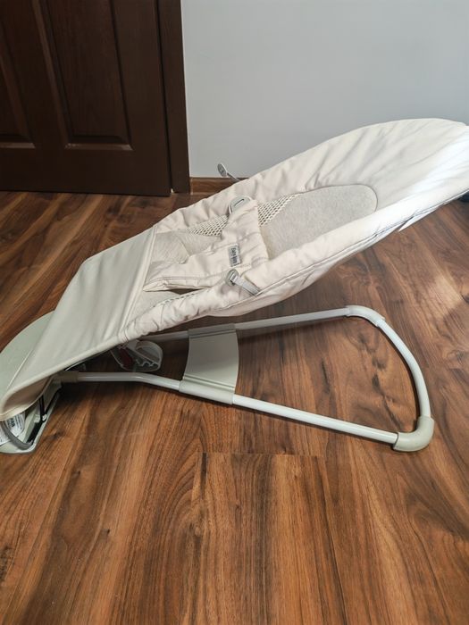 Шезлонг BabyBjorn