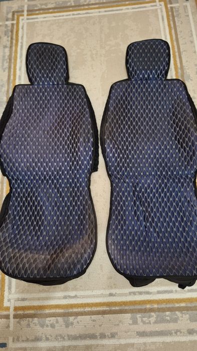 Продам чехлы хорошый