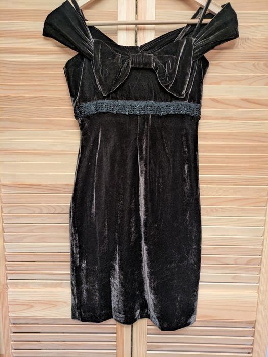 Rochie catifea, Nichi, mărime S