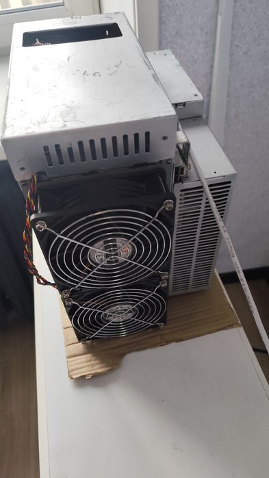 Продам asic miner T3+ 57 th в идеале