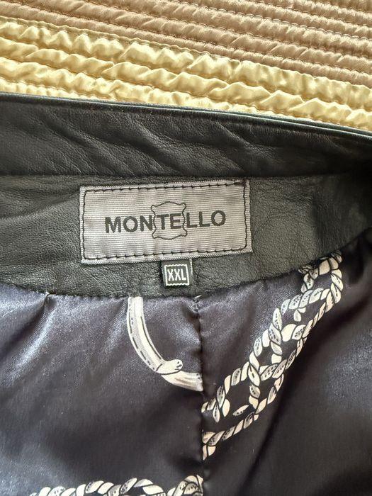 Geaca dama , cambrata din piele fina neagra combinata  cu piele intoarsa , Geronimo- Montello, Italia. Marime XXL potrivita nr 42