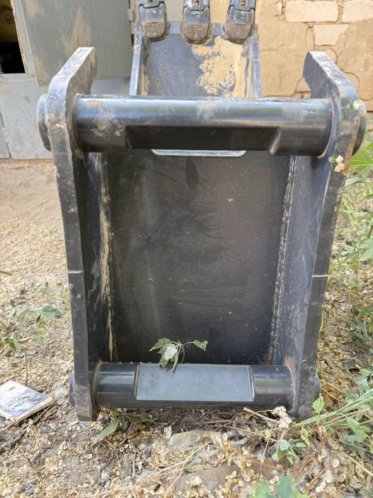 Продам ковш 30 см.