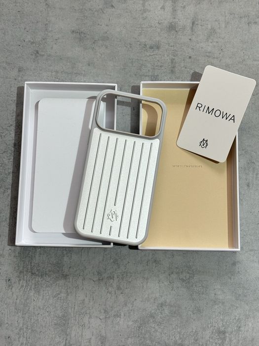 Husa Rimowa iphone 17 Pro Max