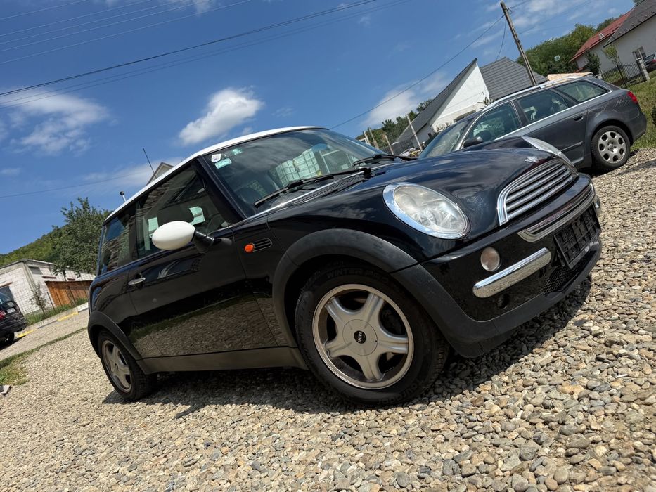 Mini cooper recent adus in tara