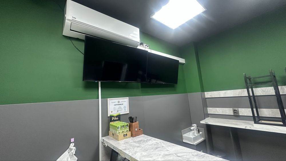 Продаётся готовая точка фастфуда.