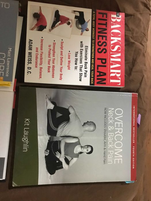 Книги по психология, фитнес, физиотерапия - всичките са на английски