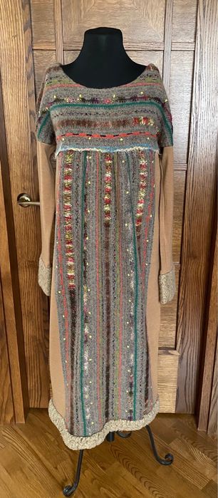 Платье Lowrunder