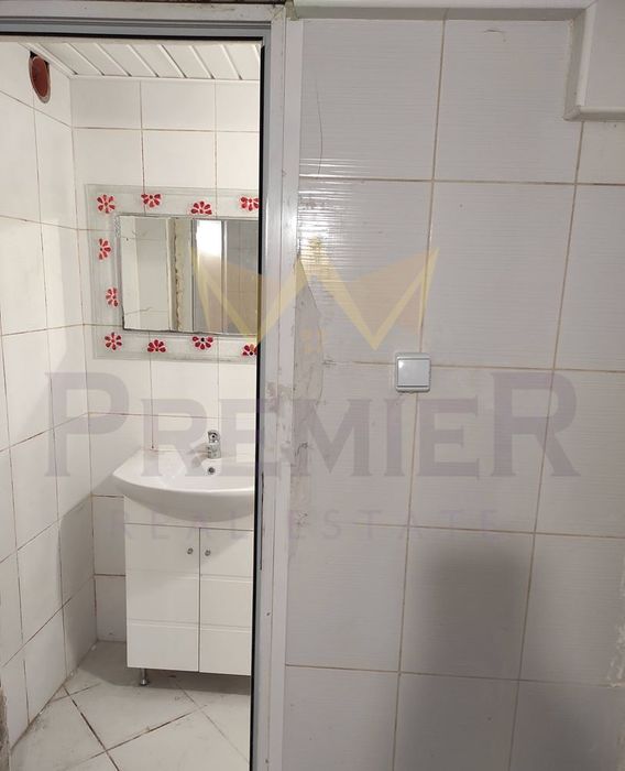 Продава се Магазин в Варна, Колхозен пазар - 108 кв.м за 649 €/кв.м - Снимка #4