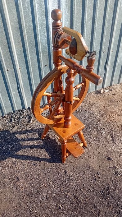 Прялка рабочая, подойдёт для интерьера