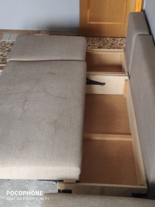 Мягкая мебель б/у дерево