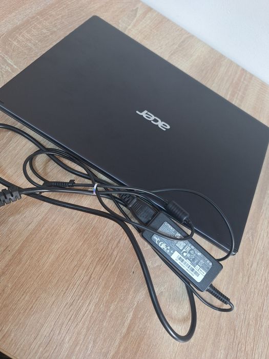 Laptop Acer Aspire 5 – Ryzen 3 5300U / 8GB RAM / Full HD / Stare Foarte Bună