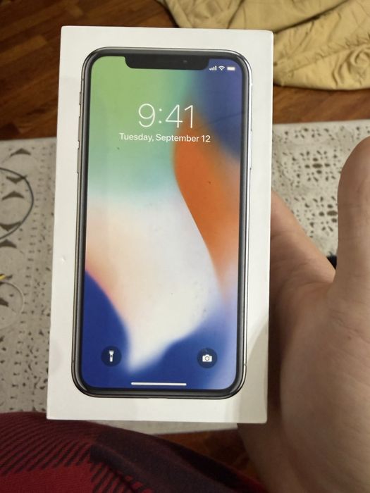 Iphone X в идеальном состоянии