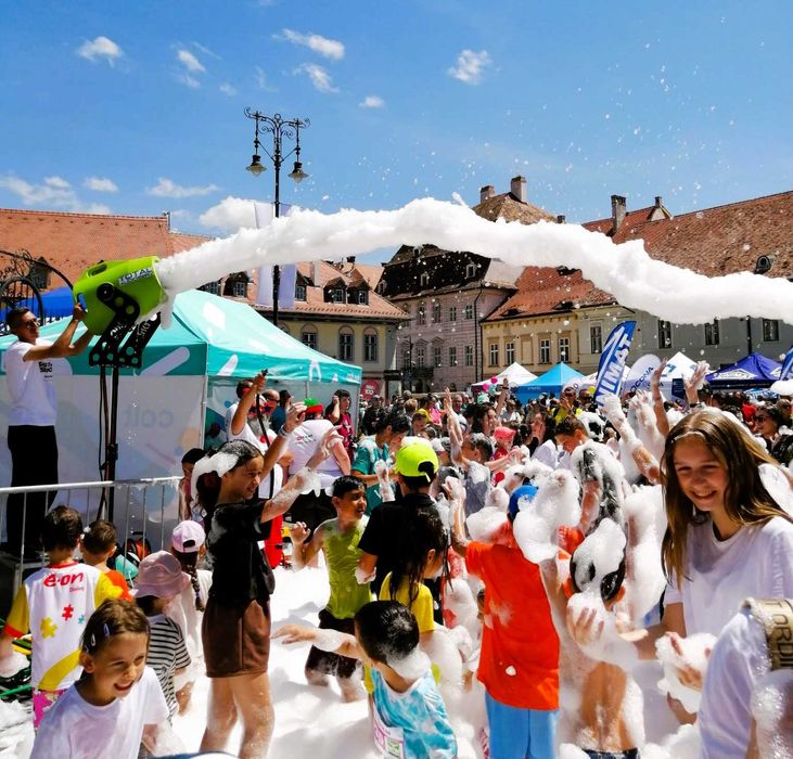 Tun de spuma, Zăpadă artificială,strand,piscina,evenimente