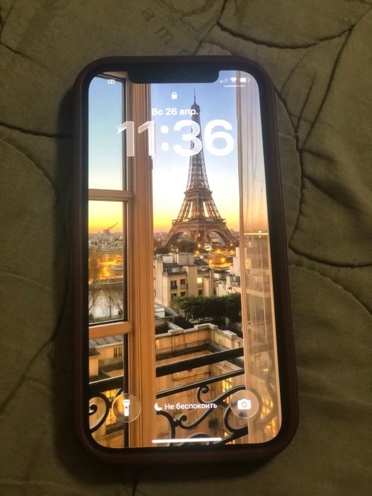 Продам iPhone 12
