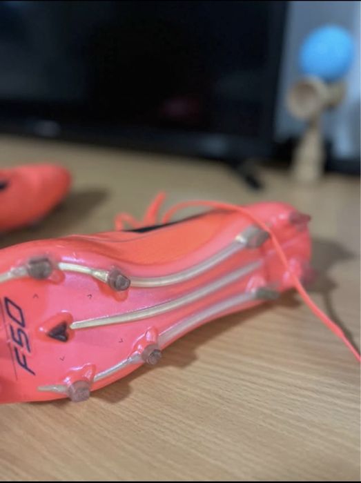 Ghete de fotbal F50 elite