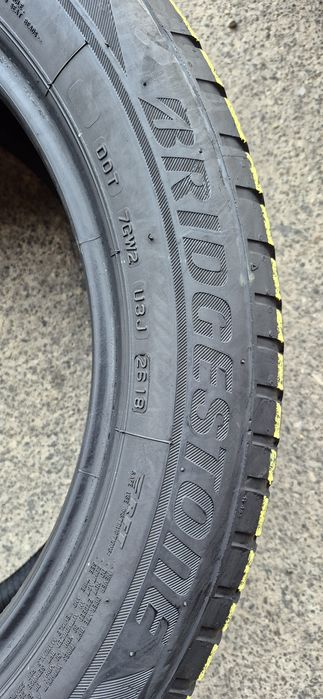4 anvelope iarna runflat Bridgestone 245/50/19.Pretul este pe bucata.