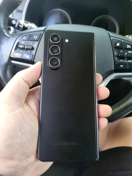 Обменяю Galaxy z fold5 512