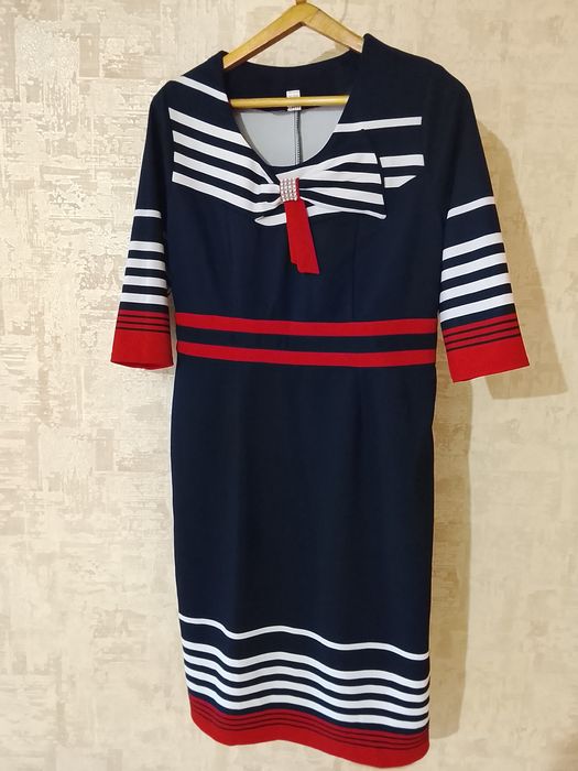 Платья, джинс топик и тд