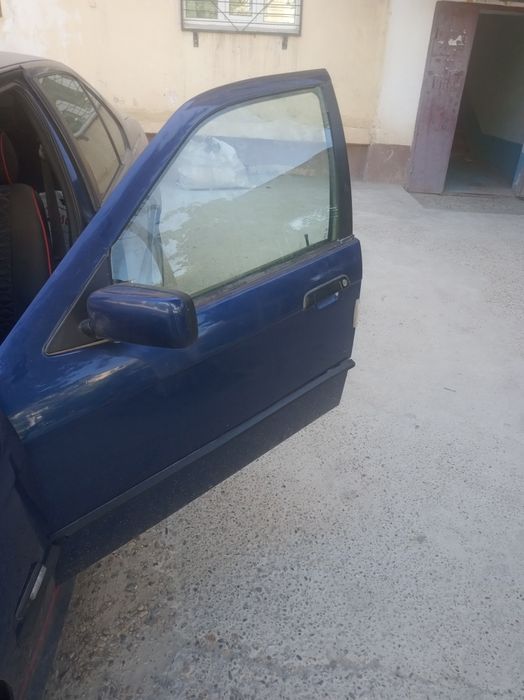 "Сотилади БМВ свое, прадается 1993 года ремонтна некоторое