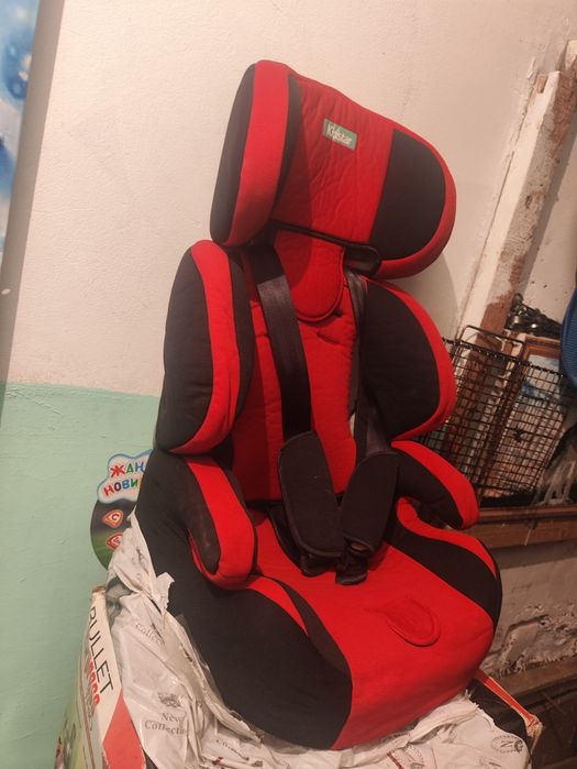 Авто кресло кидс