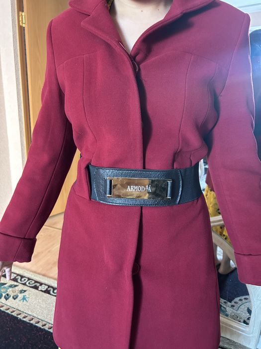 Продам пальто в хорошем состоянии