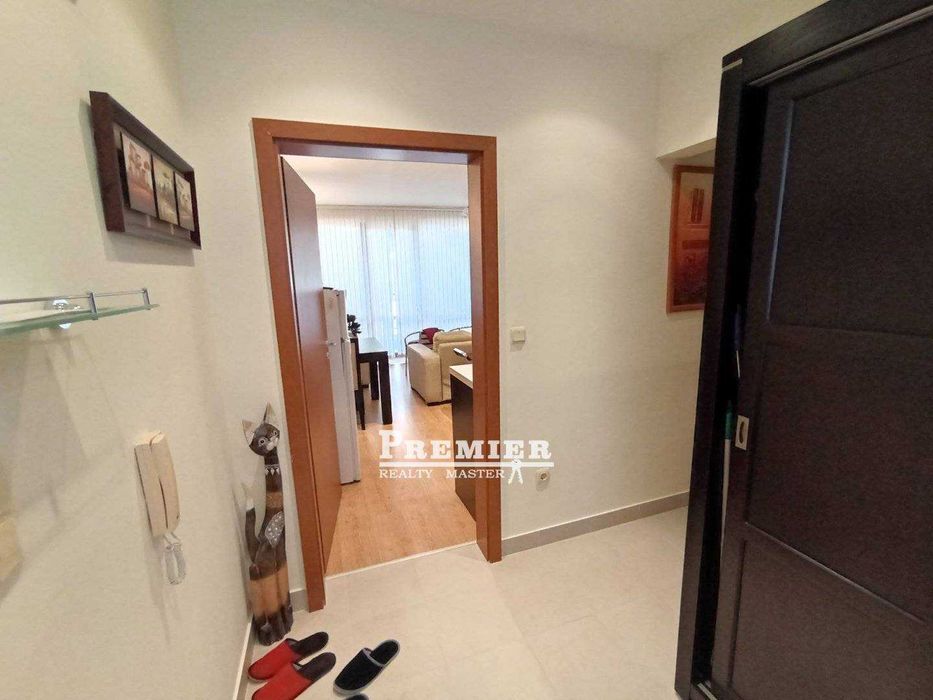 Продава се Тристаен апартамент в к.к. Слънчев бряг - 100 кв.м за 1550 €/кв.м - Снимка #3