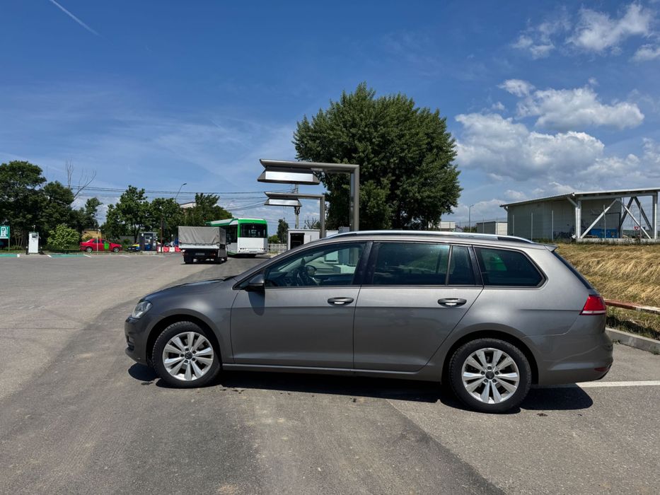 Vând Volkswagen Golf 7