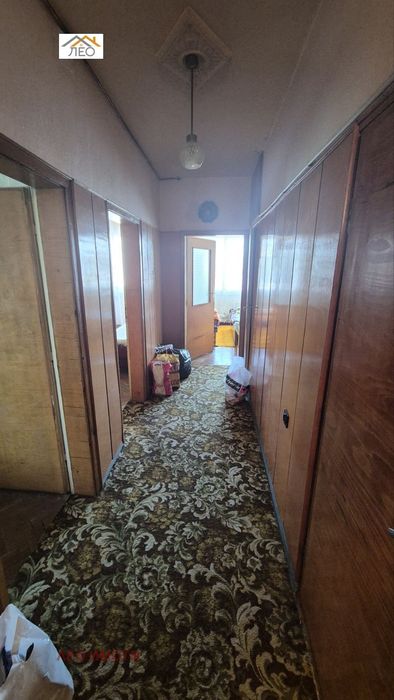 Продава се Четиристаен апартамент в Севлиево - 105 кв.м за 462 €/кв.м - Снимка #4