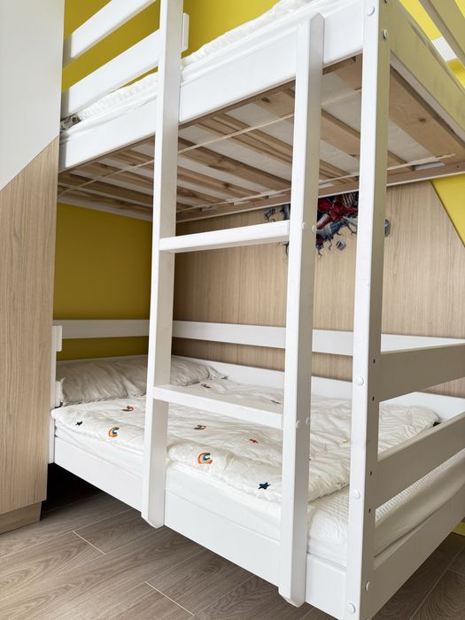 Детская кровать двухъярусная