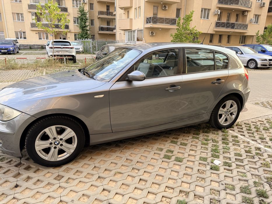 BMW Seria 1, 2009, euro 5, 2 litri benzina, impecabila