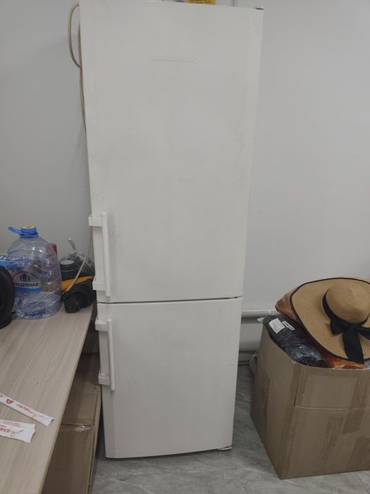 Холодильник Liebherr