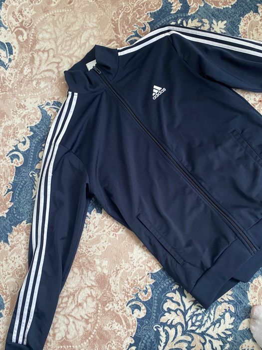 Jachetă Adidas Nou