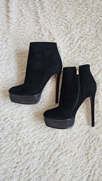 Ботильоны черные в Отличном состоянии! Размер 38!