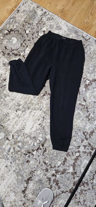 Vand hainute stare impecabilă