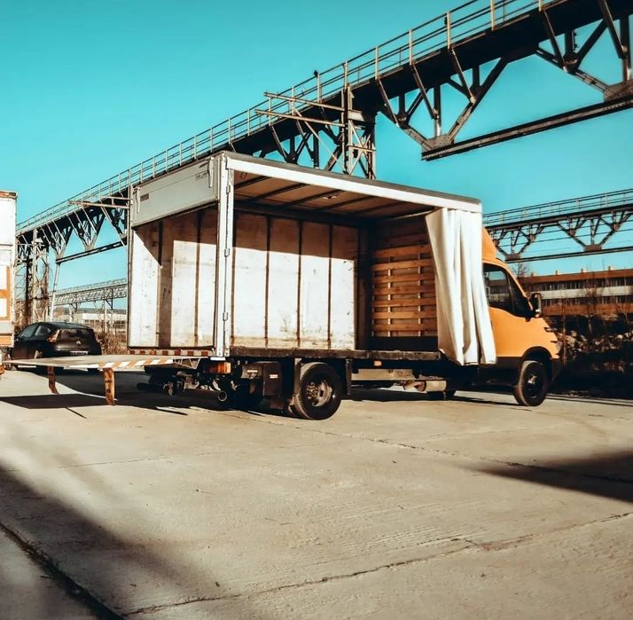 Transport / mutări marfă 3.5 tone LIFT