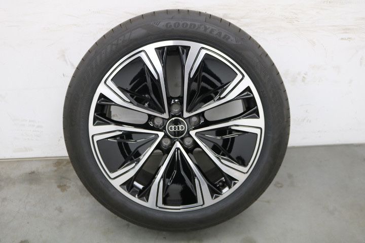 Ауди А5 джанти 18 цола с гуми