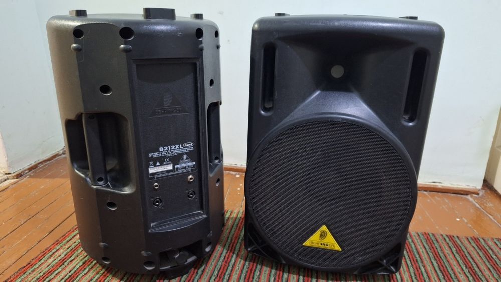 Акустическая система Behringer B212XL