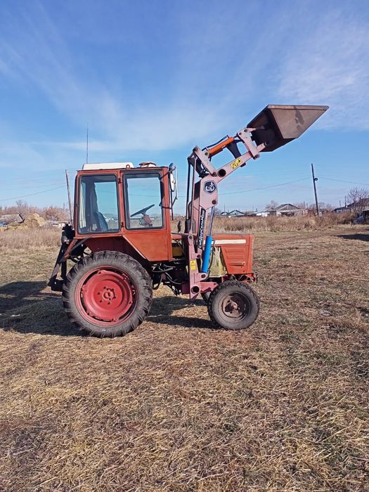 Продам Трактор т25