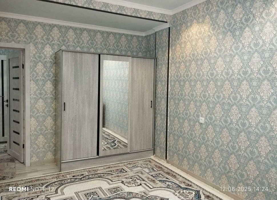 Сергели метро 2чи бекат якинида квартира арендага берилади