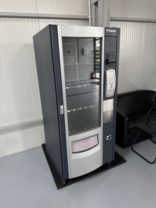 Automat vending SAECO