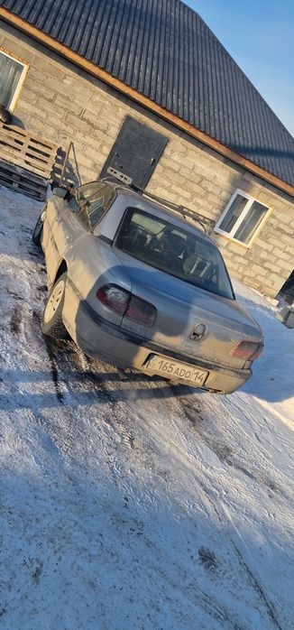 Продам машину опель