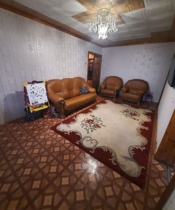 Продам 4х комнатную 9 микрорайон