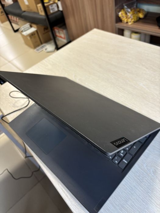 Продам Ноутбук Lenovo