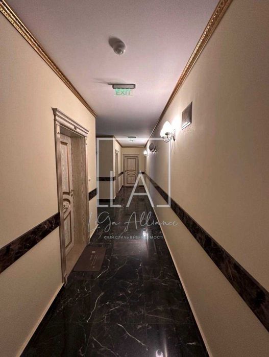Продава се апартамент 103.48 кв.м. Поморие. Без интерес.