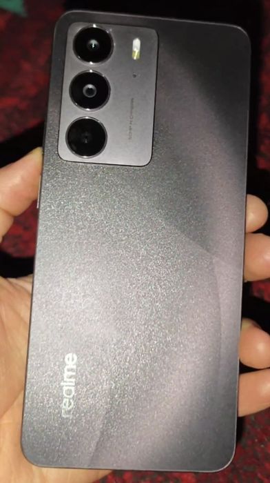 Realme c75 1 oy ishlab imekaga tushgan