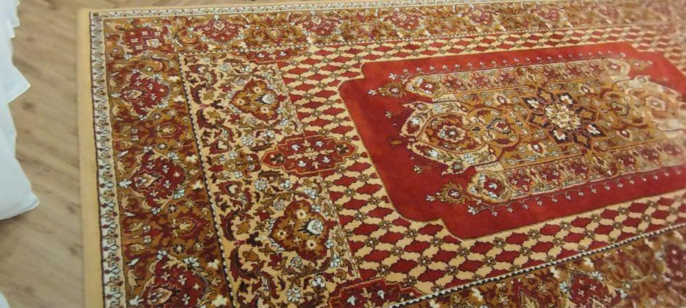 Продам ковёр торг уместен!