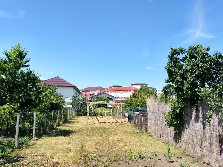 Casă 100m cu teren570m centru Năvodari la 3km de mare