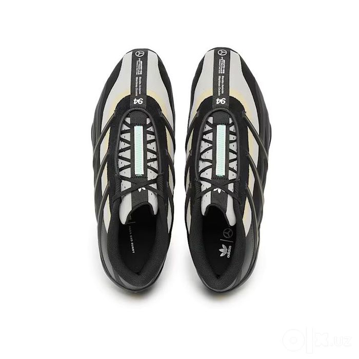 Кроссовки adidas