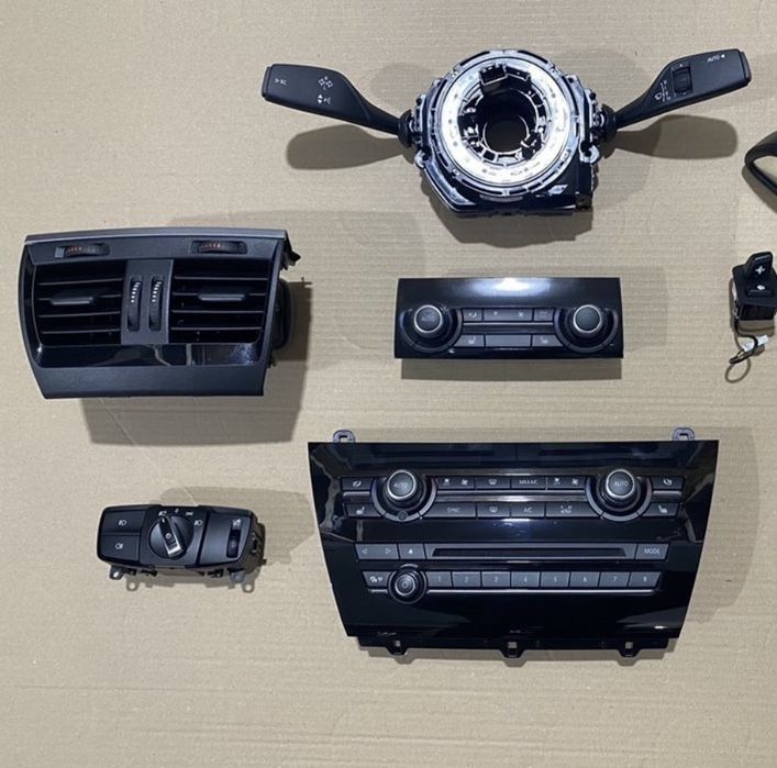 BMW X5 F15 X6 F16 Climatronic / Bloc lumini / Spira Volan gura aerisir