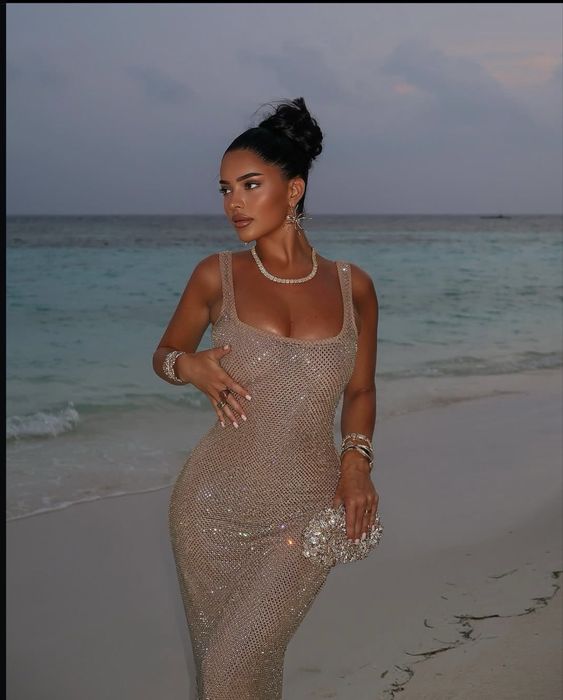 Рокля с камъни модел на Babyboo fashion